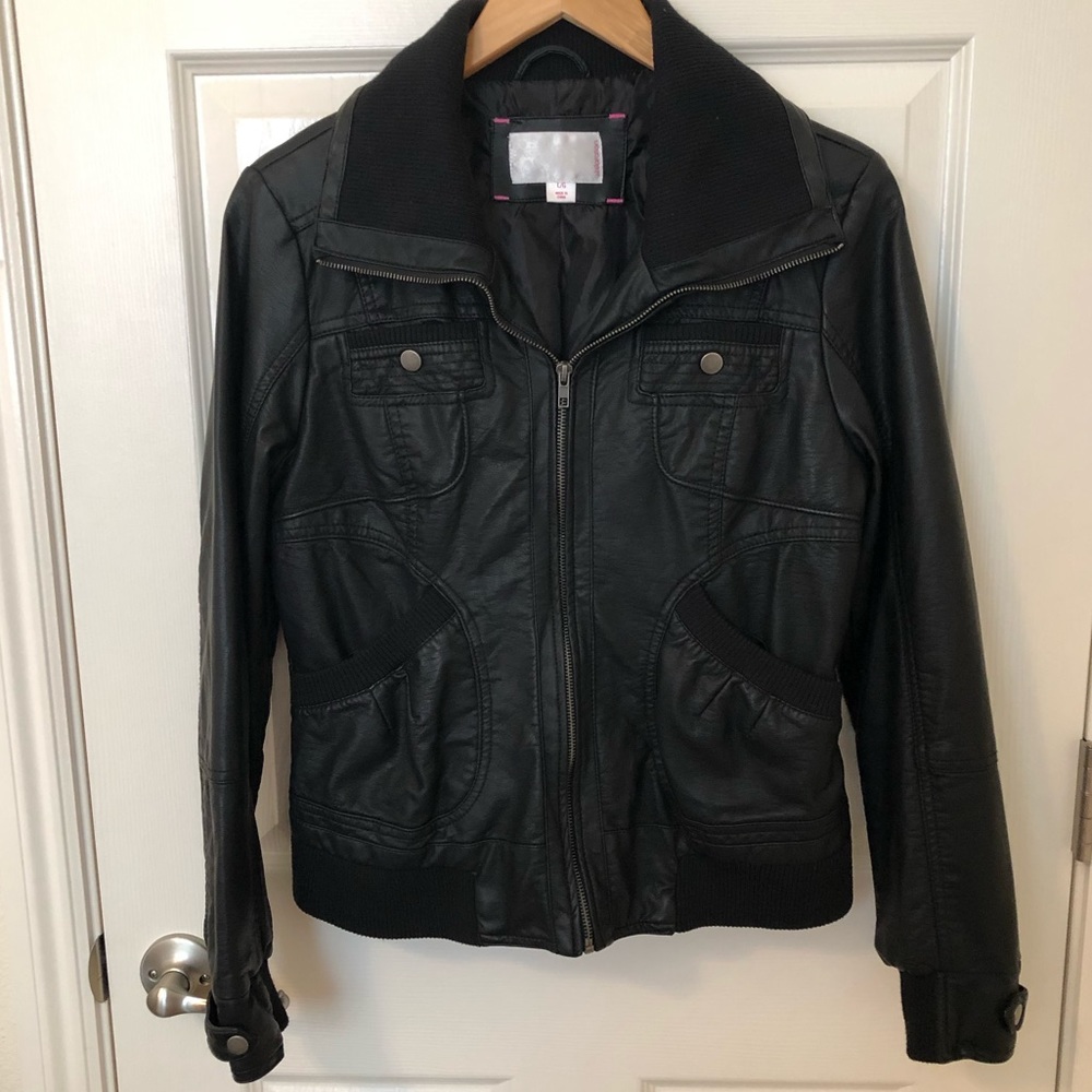 Women’s Faux Leather Coat - New! Size LG